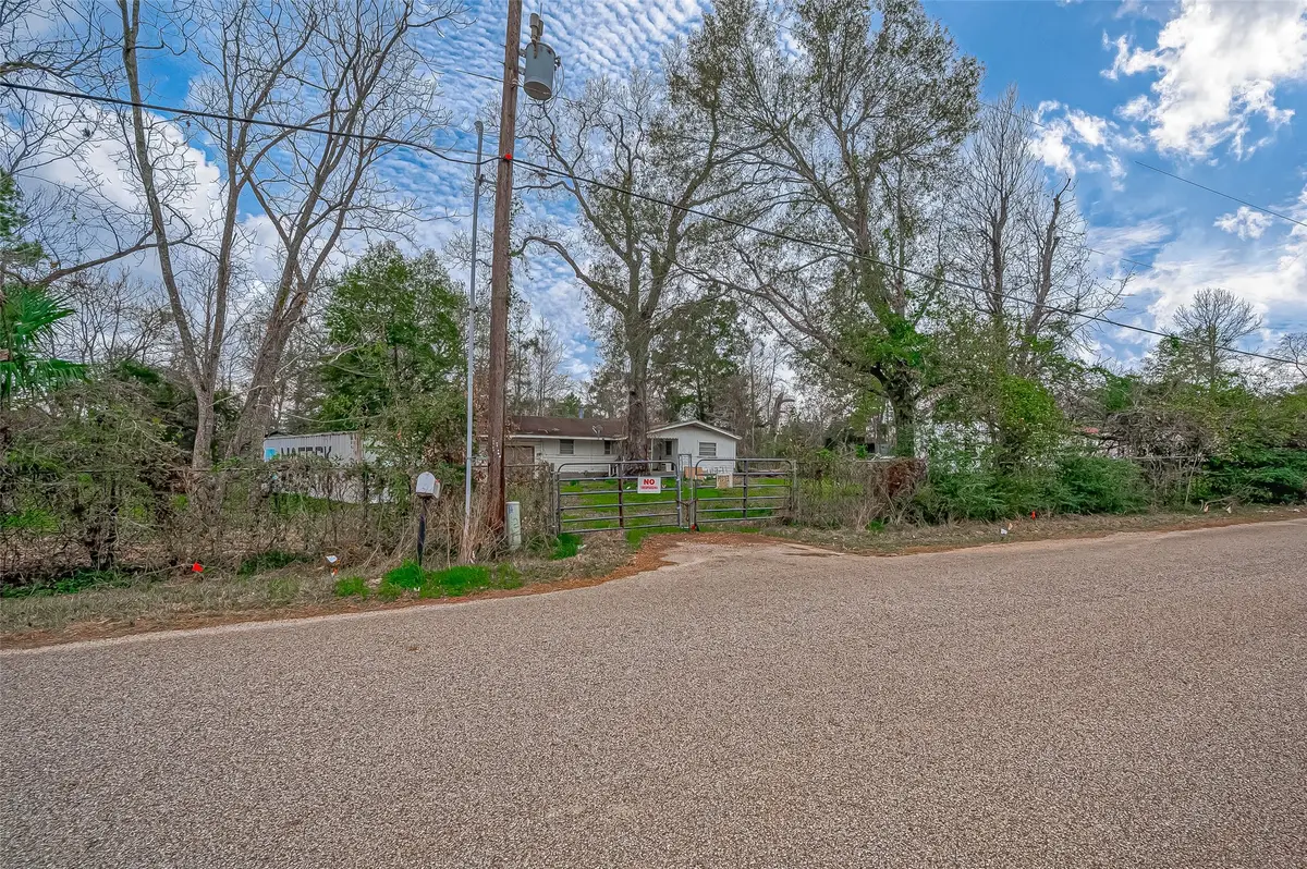 13727 Adams Lane, Pinehurst, TX 77362 - #1