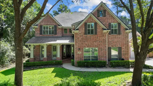 46 Goldwood Place, The Woodlands, TX 77382