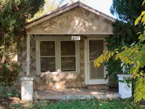 611 W Harris Street, Spur, TX 79370