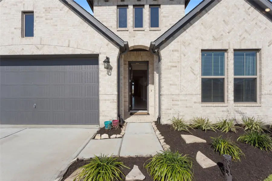 945 Goose Creek Street, Webster, TX 77598 - #3