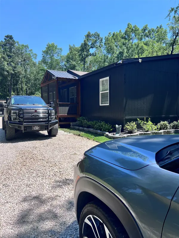 340 Windwood Drive, Livingston, TX 77351