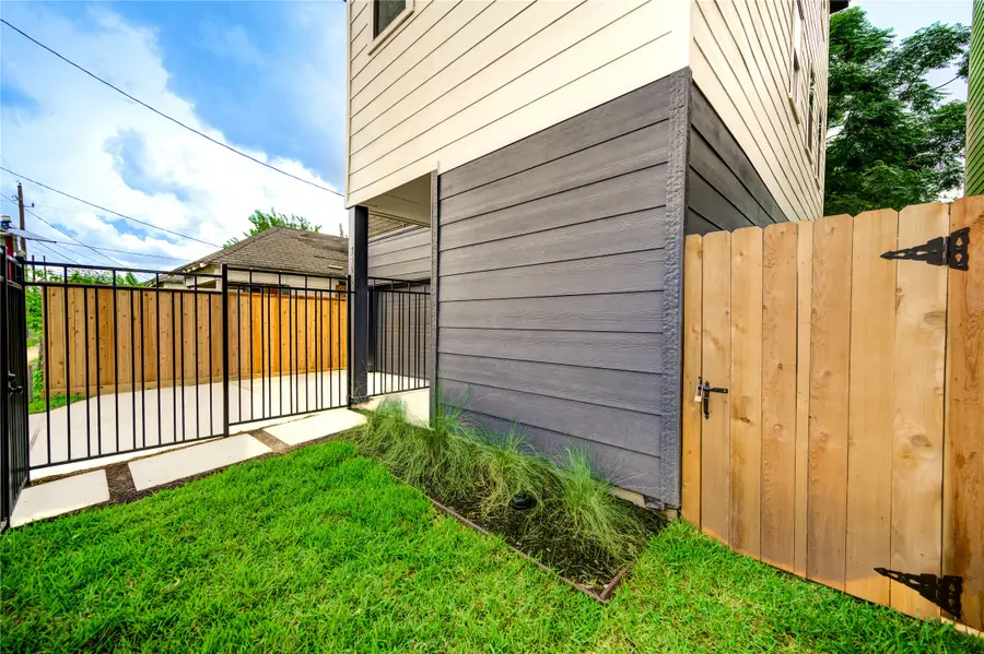 3406 Rawley Street, Houston, TX 77020 - #3