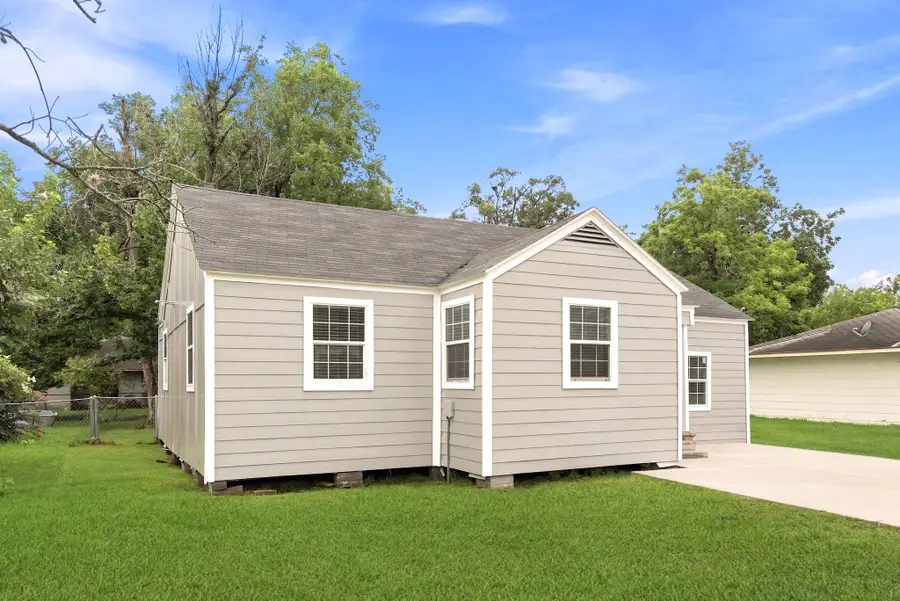 509 Ward Road, Baytown, TX 77520 - #2