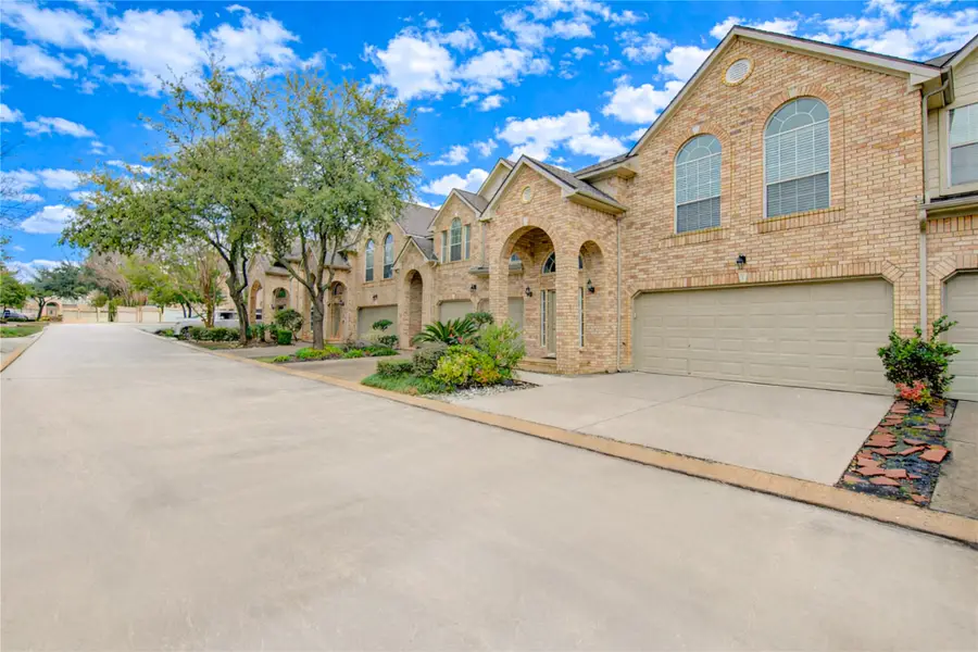 7611 S Linpar Court S, Houston, TX 77040 - Image #3
