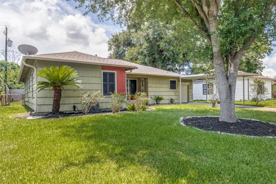 5614 Westover Street, Houston, TX 77033 - #2