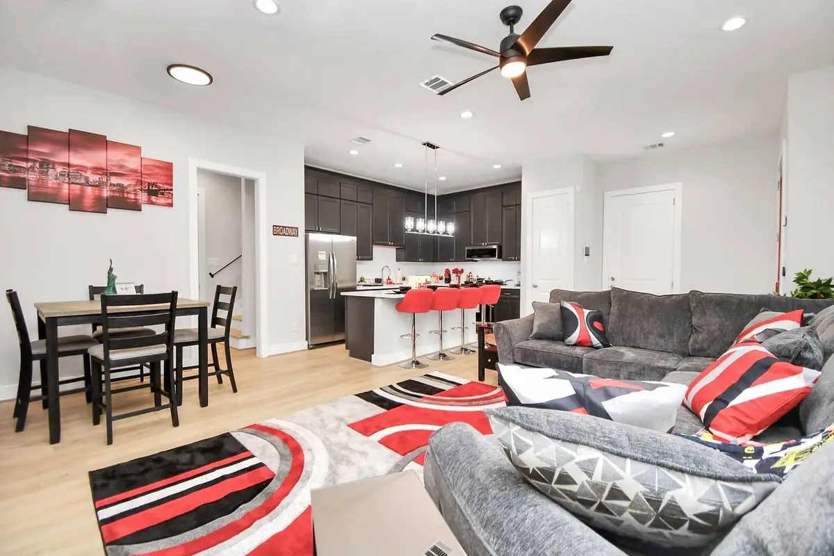 5718 Beall Street #C, Houston, TX 77091 - Image #1