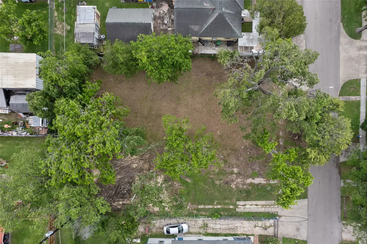 619 Gazin Street, Houston, TX 77020 - Image #1