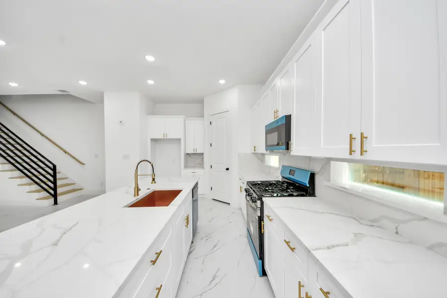 7717 Bowen Street, Houston, TX 77051 - #2
