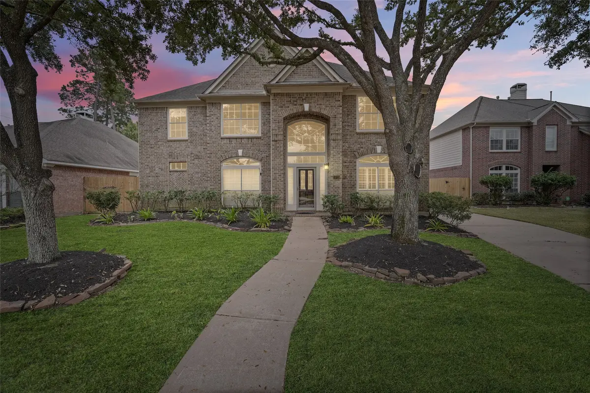 11719 Lakewood Crossing Drive, Tomball, TX 77377 - Image #1