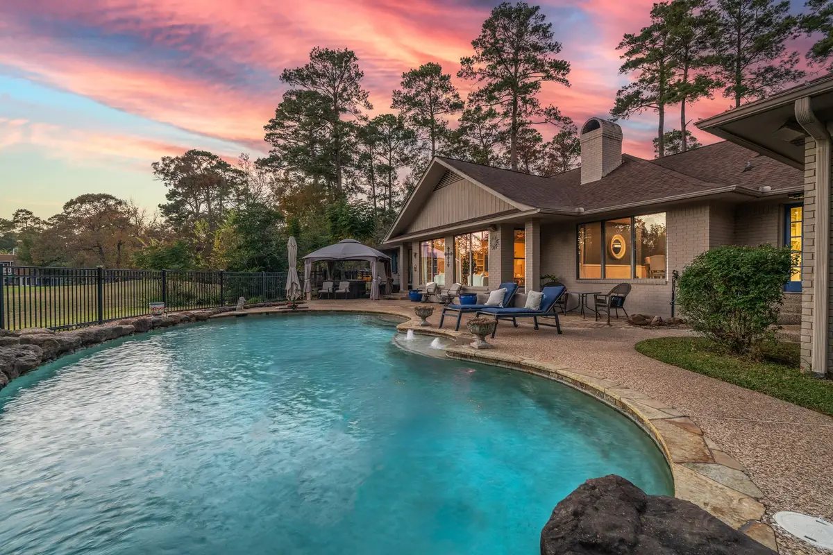 20 Amherst Court, Conroe, TX 77304 - Image #1