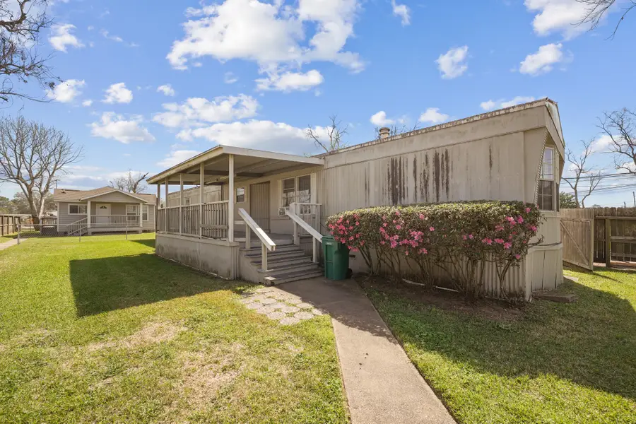 2611 1/2 Violet Street, Pasadena, TX 77503 - #3