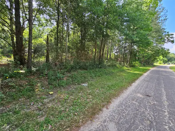 185 Sessums Road, Silsbee, TX 77656