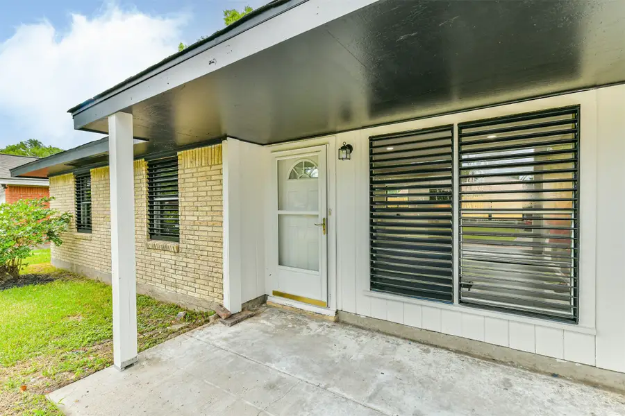 3025 15th Avenue N, Texas City, TX 77590 - Image #3