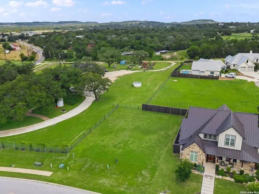 102 Chama Dr, Boerne, TX 78006 - #2