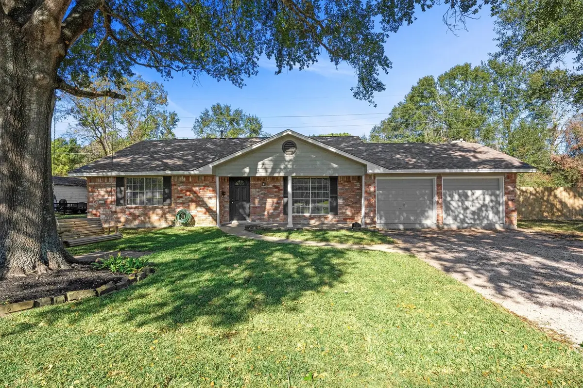 104 Anna Street, Tomball, TX 77375 - Image #1