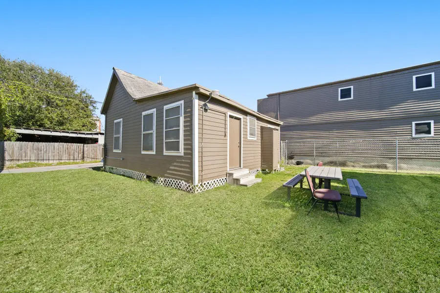 3424 Sealy Street #UP, Galveston, TX 77550 - Image #3