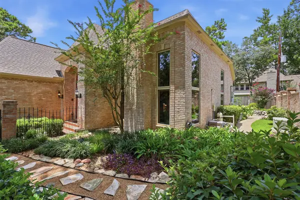 9414 Windrush Drive, Spring, TX 77379