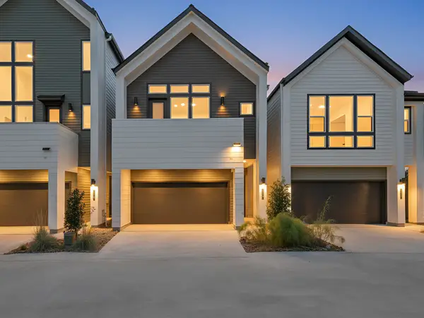 1122 Highland Row Lane, Houston, TX 77091