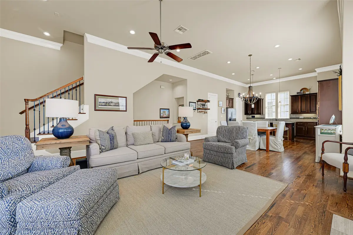 2039 Fannin Station N, Houston, TX 77045 - #1