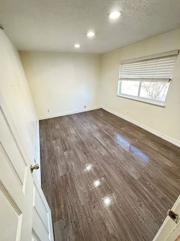 5638 Birchmont Drive #c, Houston, TX 77091