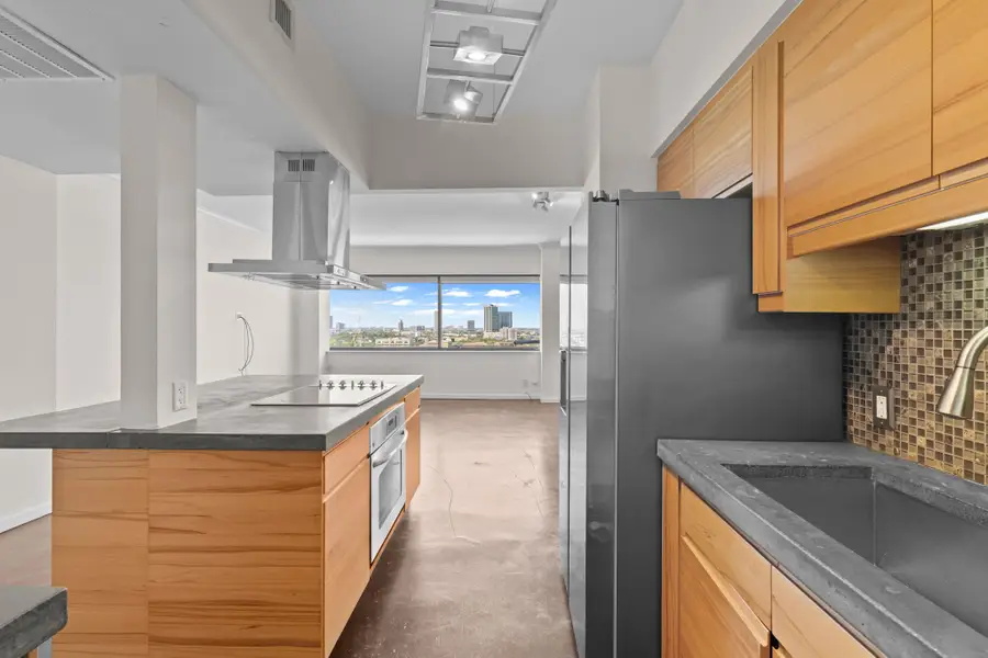 5000 Montrose Boulevard #16B, Houston, TX 77006 - #2