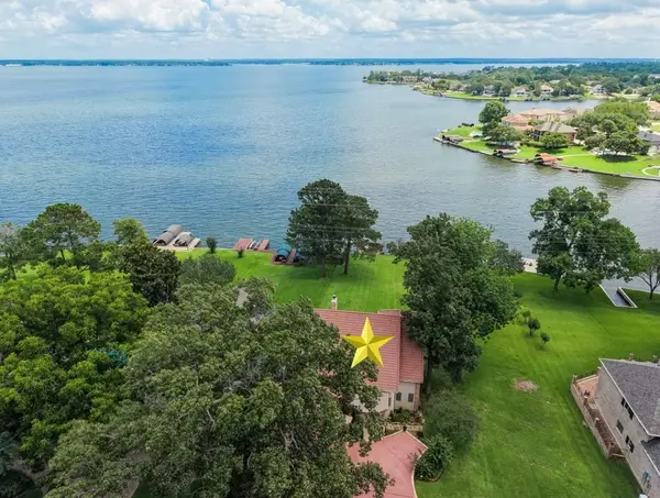 13418 Northshore Drive, Montgomery, TX 77356