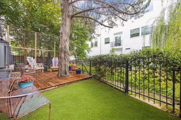 1230 W 25th Street #B, Houston, TX 77008