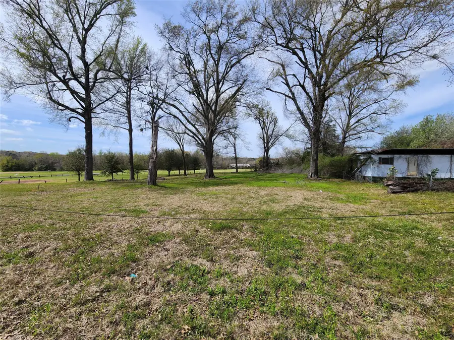 105 Easy Street, Palestine, TX 75801 - Image #3