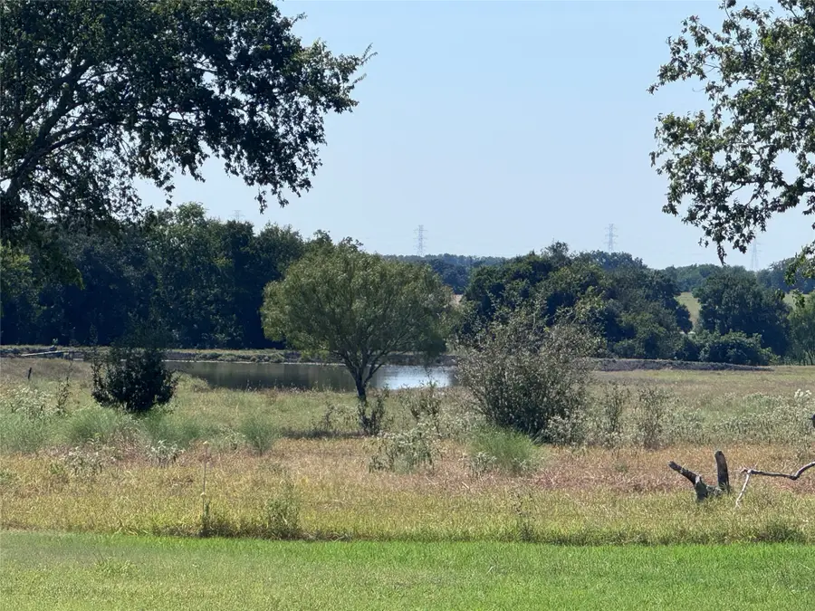 939 Knape, La Grange, TX 78945 - Image #3