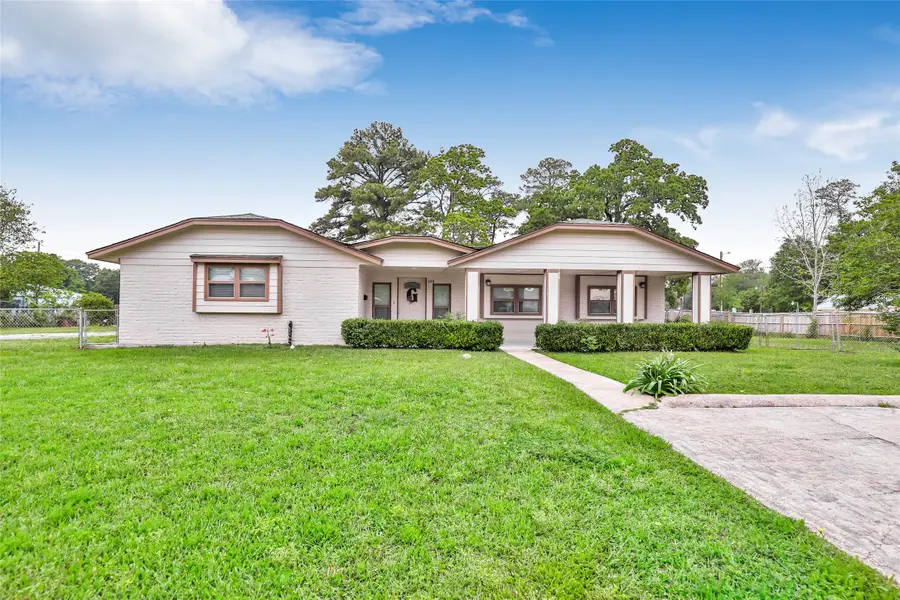 128 Legend Lane, Livingston, TX 77351 - #2