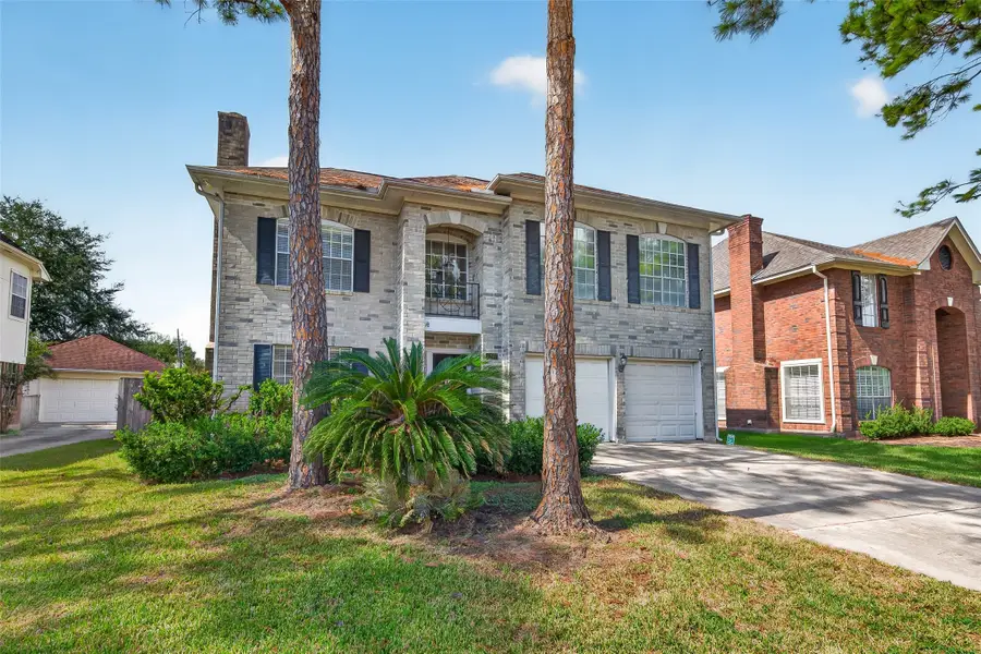 1207 Green Knoll Drive, Sugar Land, TX 77479 - #2