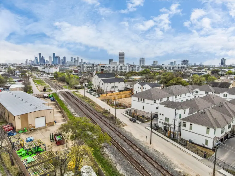 5228 Maxie Street #B, Houston, TX 77007 - #2