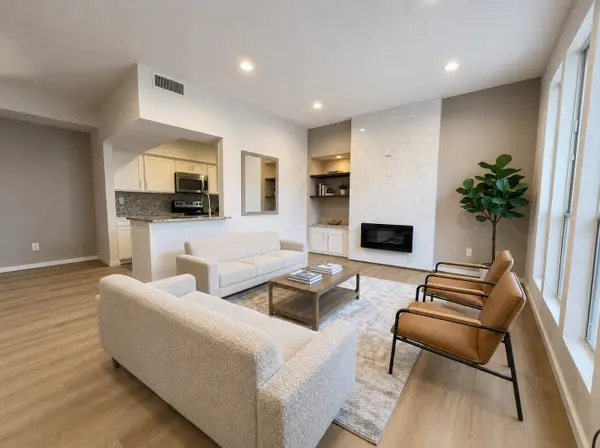 1881 Bering Drive #58, Houston, TX 77057