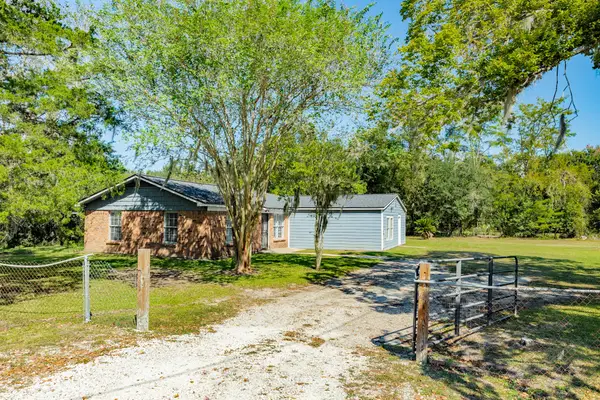 1602 County Road 939, Sweeny, TX 77480