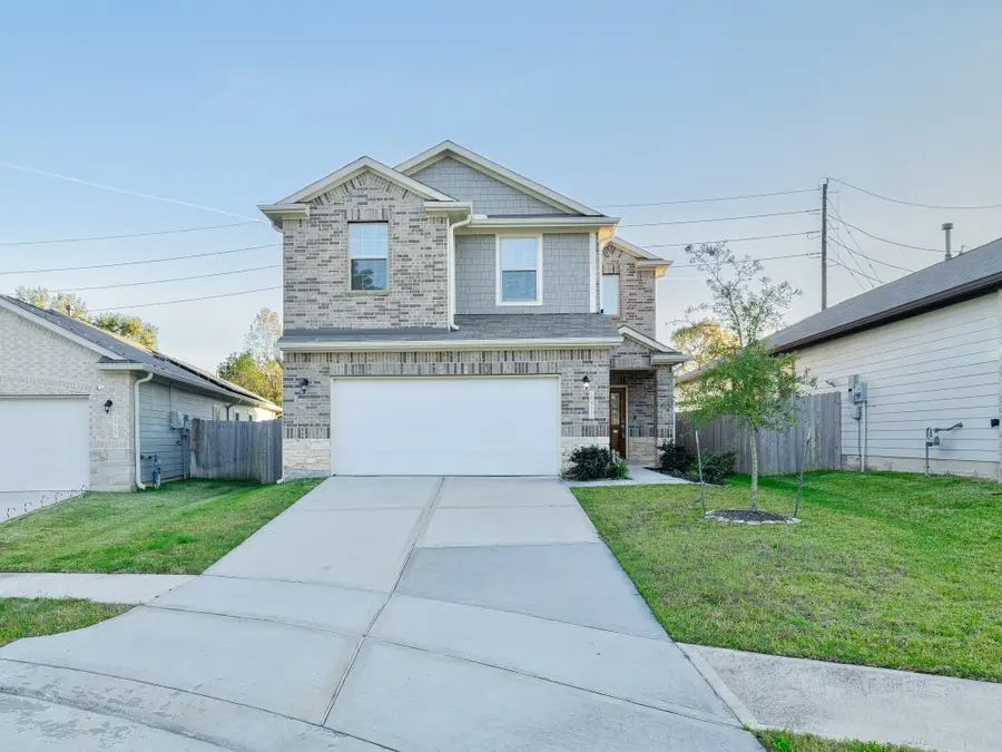 10711 Catclaw Court, Tomball, TX 77375 - Image #2