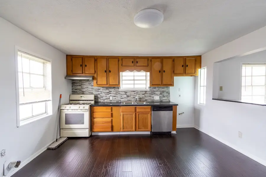 629 13th Avenue N, Texas City, TX 77590 - Image #3