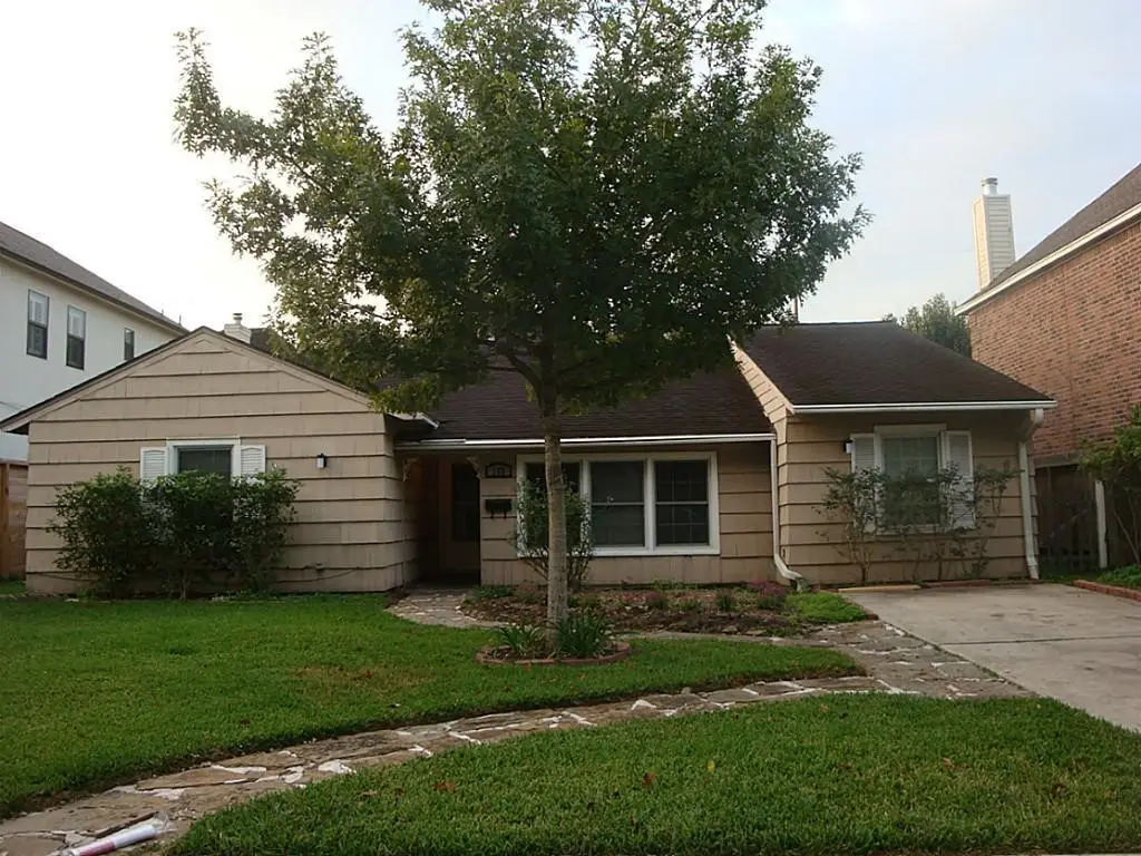 143 Whipple Drive, Bellaire, TX 77401 - #1