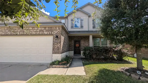 21323 Cypress Red Oak Drive, Cypress, TX 77433