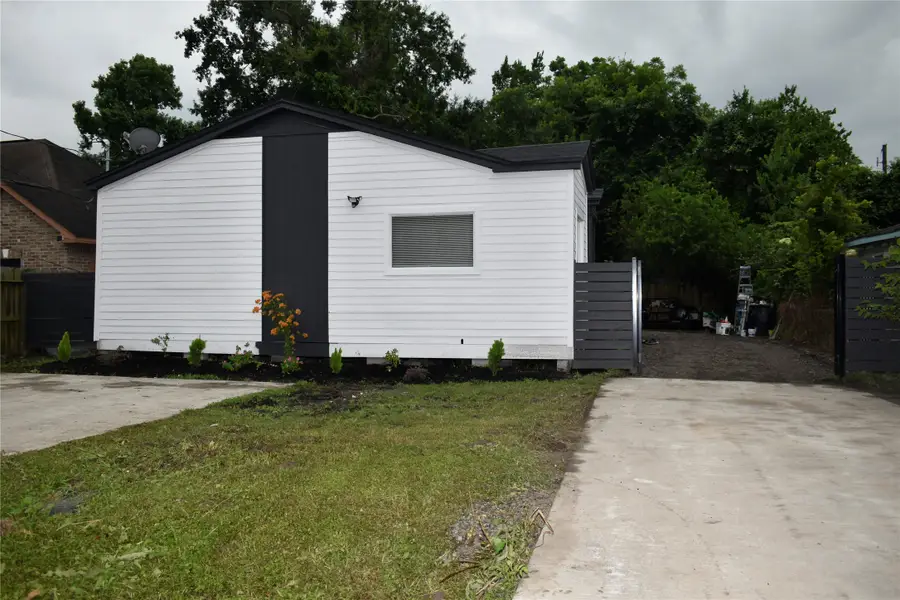9401 Heatherside Street, Houston, TX 77016 - #2