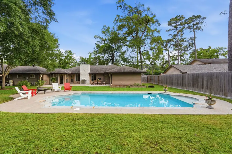 910 Southern Hills Road, Kingwood, TX 77339 - #2