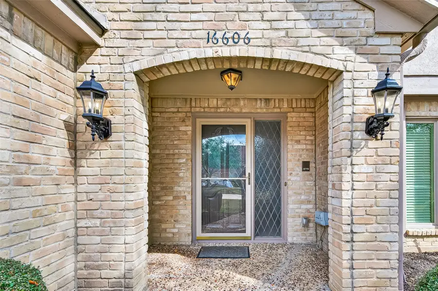 16606 Brenton Oaks Drive, Spring, TX 77379 - Image #3