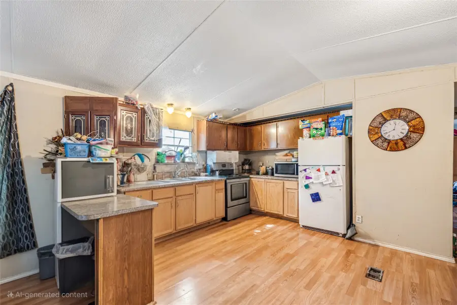 401 Dunnam Avenue, Cleveland, TX 77327 - Image #3