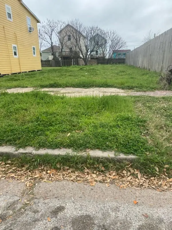 4015 Ball, Galveston, TX 77550 - Image #2