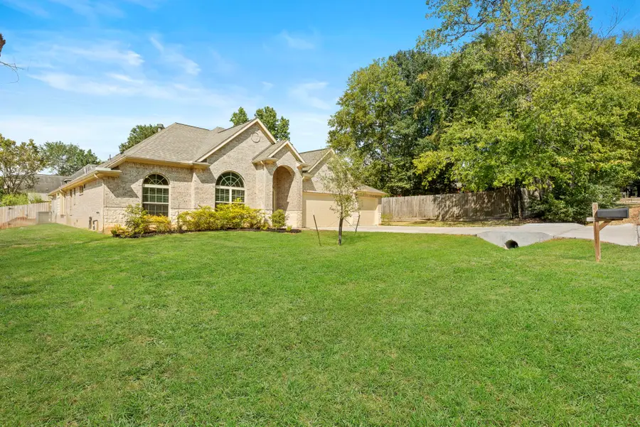 1182 Oak Lane, Conroe, TX 77316 - Image #2