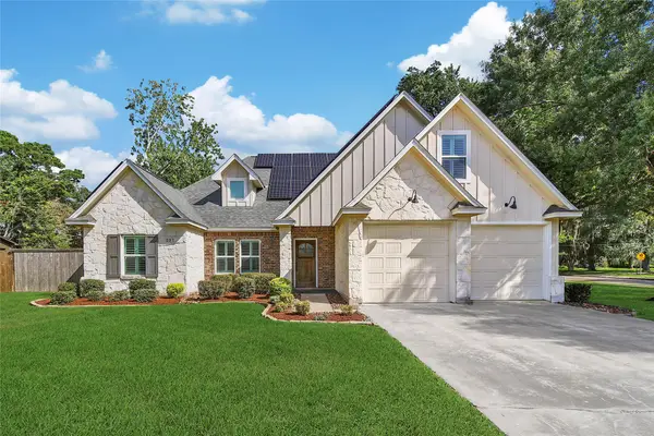 237 Any Way Street, Lake Jackson, TX 77566