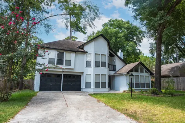 31 N Drifting Leaf Court, The Woodlands, TX 77380