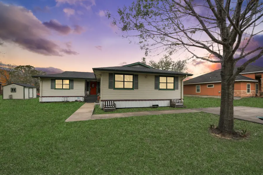 3518 Kansas, Fresno, TX 77545 - #3