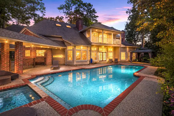 5230 Wincroft Court, Houston, TX 77069