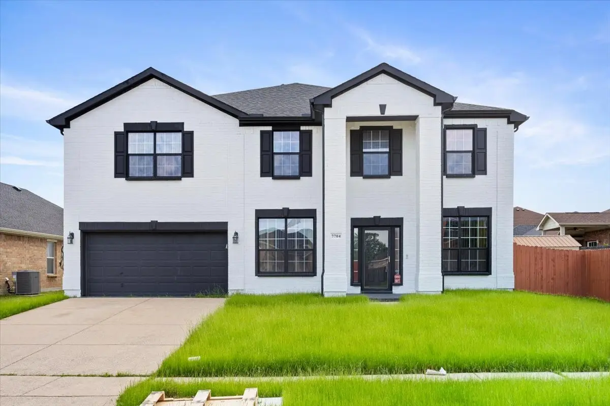 7704 Labrador Drive, Arlington, TX 76002 - #1