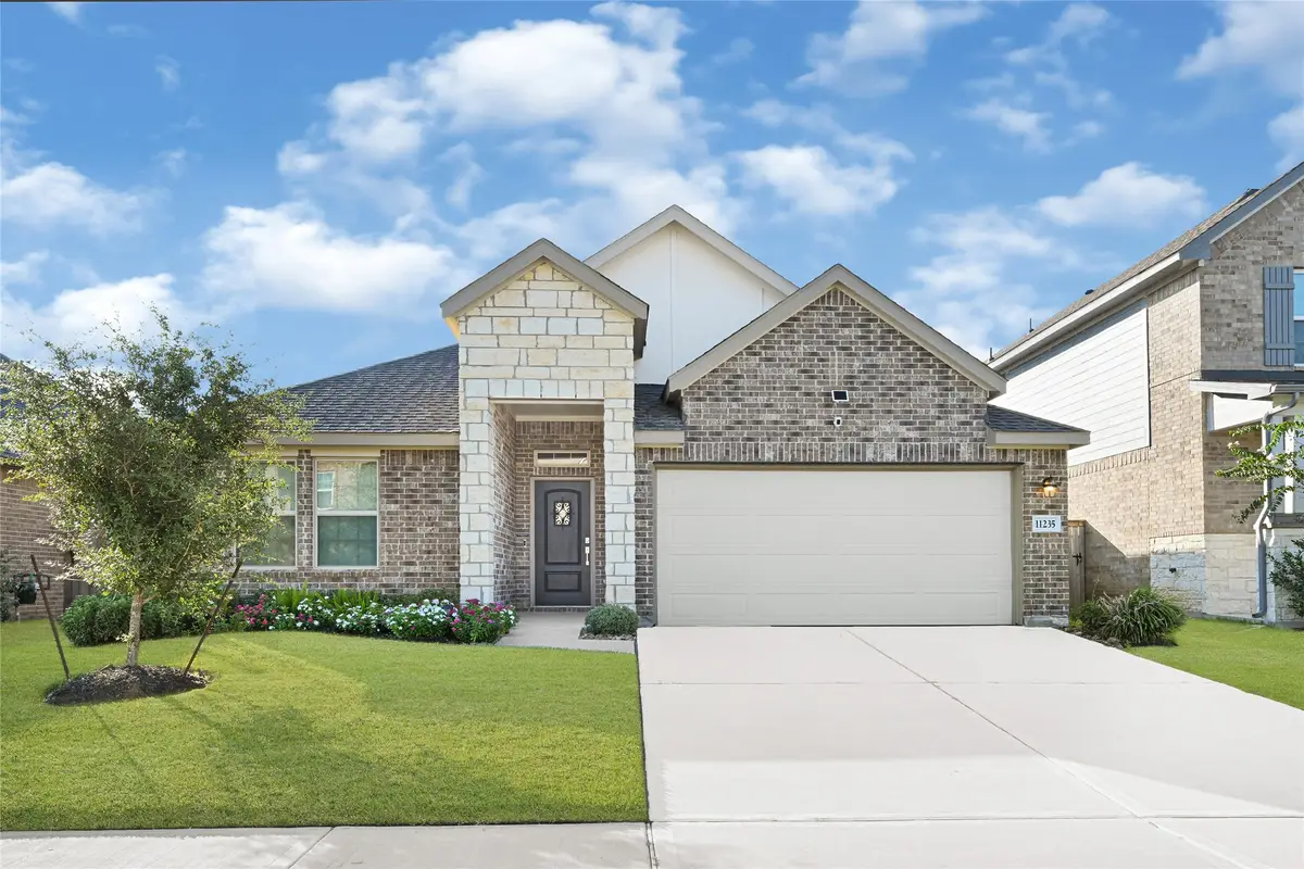 11235 Stirton Drive, Tomball, TX 77375 - Image #1
